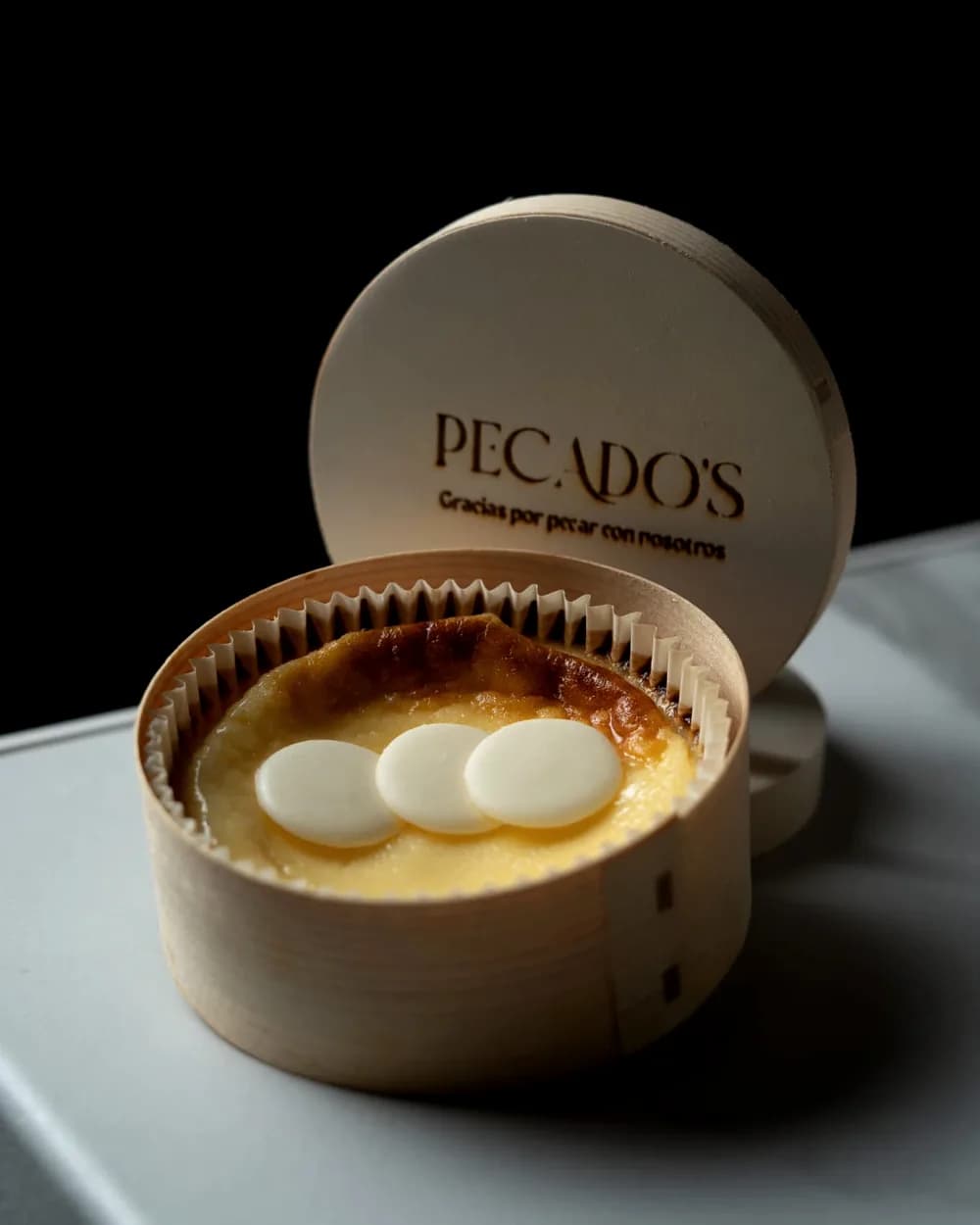 Tarta de queso Queso y Choco Blanco + Coco de Pecados